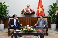 Acting Minister of Foreign Affairs receives Chinese Ambassador to Vietnam
